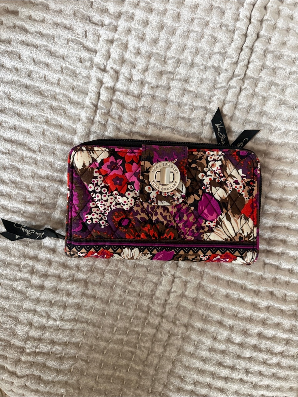 NWOT Vera Bradley Rosewood Turnlock Wallet - Picture 2 of 12